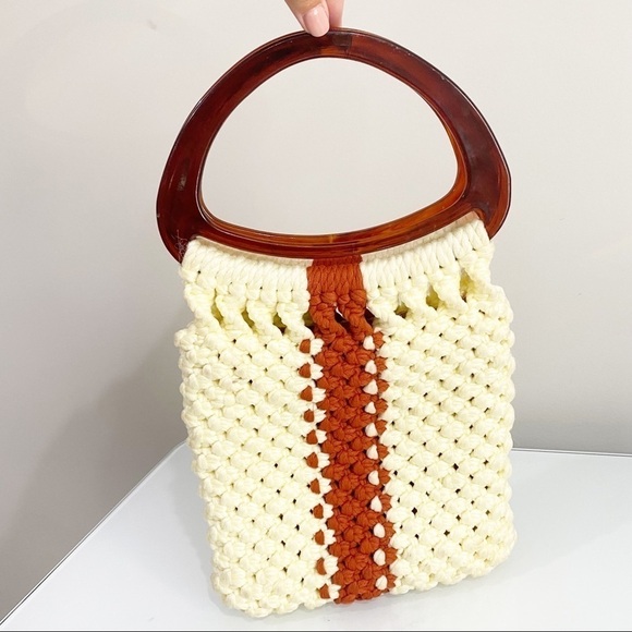 Vintage Crochet Lucite Handle Bag Handmade Cream Cinnamon Brown - Picture 1 of 10